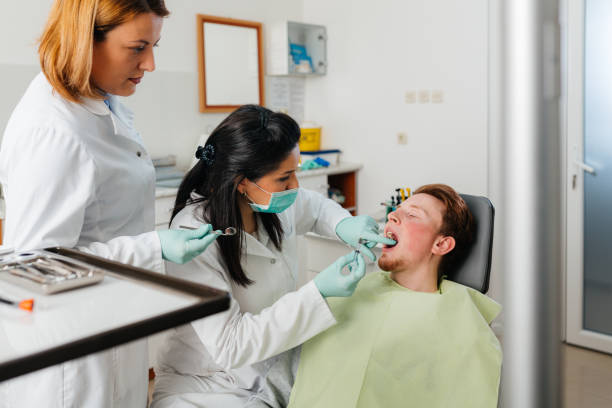 Best Emergency Root Canal Treatment in Center Point, IA